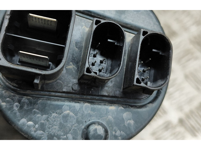 Pojistková skříňka Электрическая часть 0015301620, 0984253 BMW 4 G22 G23 G24 G26 2022