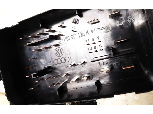 Блок предохранителей  1k0937124k, 1K0937124K   Volkswagen Touran I    