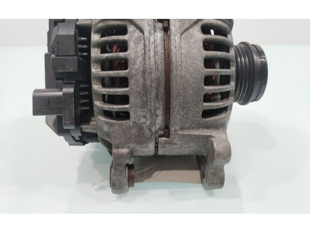 Генератор 028903031   Volkswagen PASSAT B5.5      