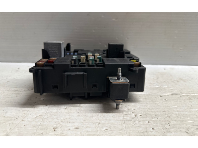 Блок предохранителей 31473570   Volvo XC90    