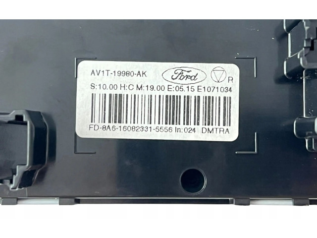 Блок управления климат-контролем AV1T19980AK Audi Q5 SQ5