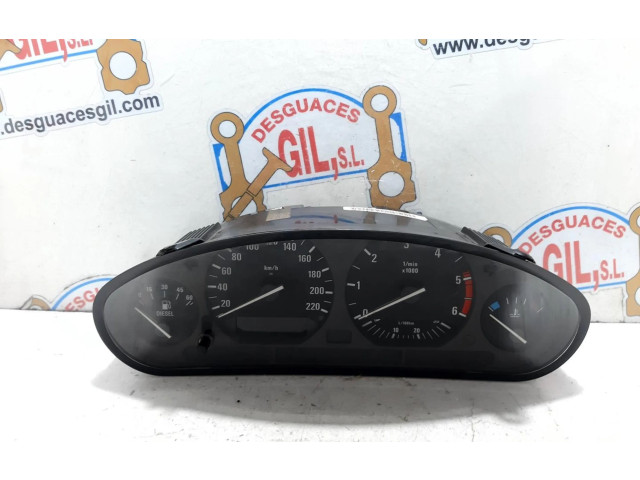 Přístrojová deska BMW 7 E38 1993 62118361210, 140517