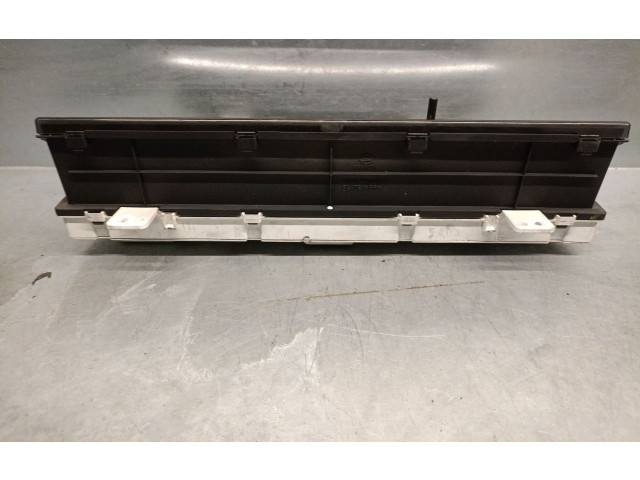 Панель приборов 8022008200, 8022008200   SsangYong Rexton       