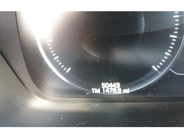 Панель приборов 36010424   Volvo XC90       