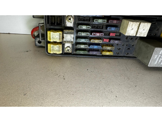 Блок предохранителей  92GG14A142CB, 92GG14A142   Ford Scorpio    