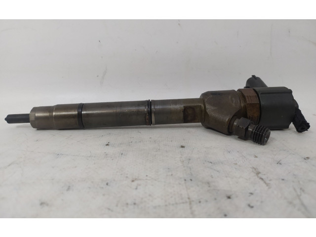 Форсунка 338002A400 Hyundai Getz D4FA