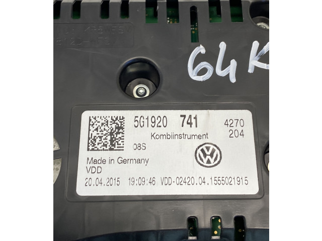 Панель приборов 5G1920741   Volkswagen Golf VII       