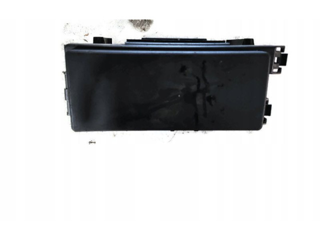 Блок предохранителей 04692114AC, 240KW Jeep Grand Cherokee (WK)