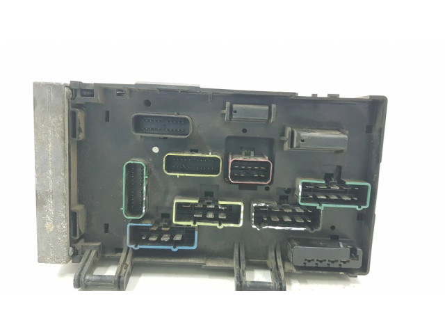 Pojistková skříňka 04869000AI, P04869200AK Chrysler Voyager 2001