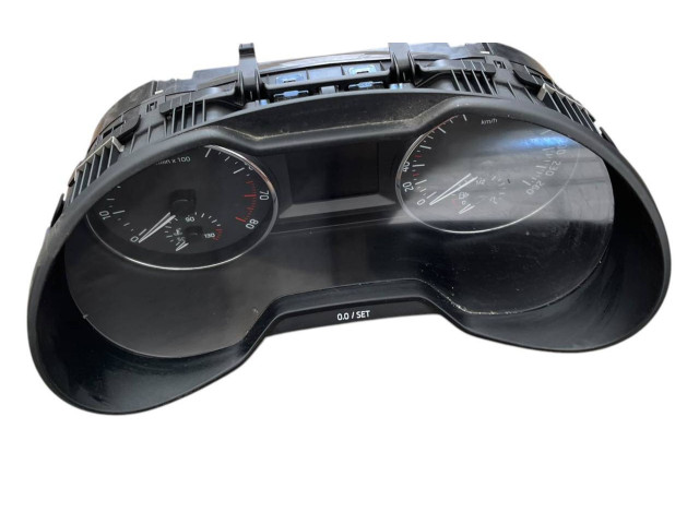 Панель приборов 5E0920780B, 283290612 Skoda Octavia Mk3 (5E)