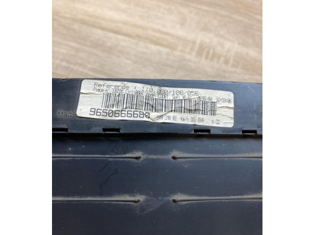 Přístrojová deska Peugeot 406 1996 9650666680