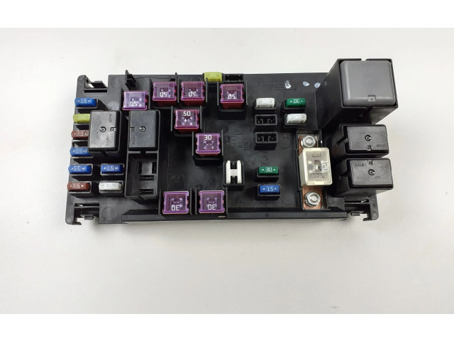 Pojistková skříňka 82241FJ010, A3161A322719U176 Subaru XV 2012