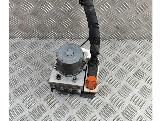 Блок АБС 670035286, 2265106539 Maserati Levante 2017 - года