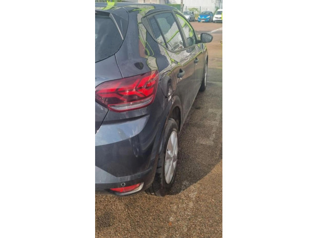 Блок предохранителей  284B65716R, 284B65716R   Dacia Sandero III    