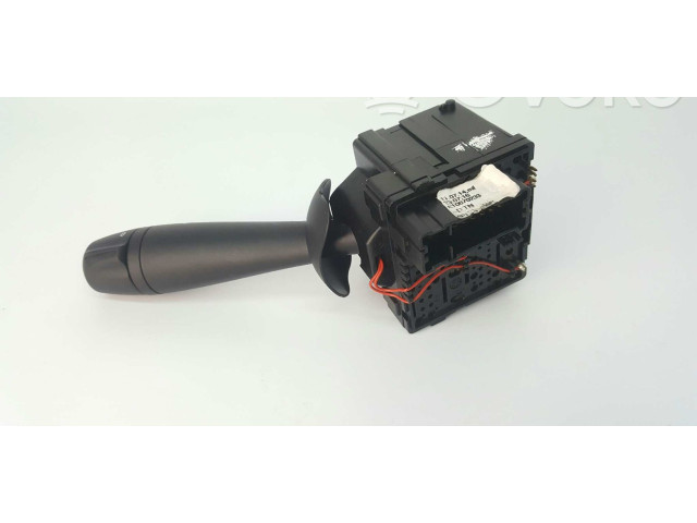 Ручка стеклоочистителей 8201168008, E10670233 Dacia Lodgy