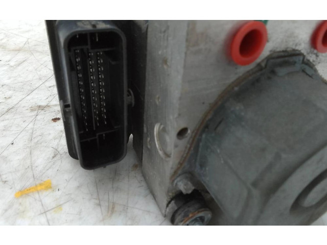 Jednotka ABS 476605492r   Renault Captur 2013