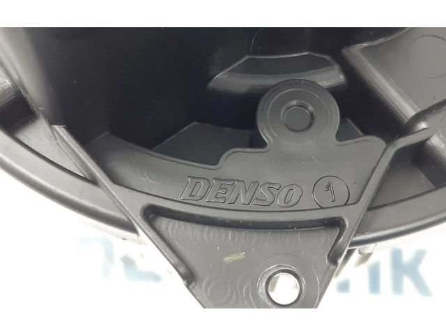 Вентилятор печки    DT1162214530, 272104788R   Renault Clio V