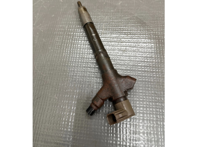 Vstřikovač 52052103 Toyota Avensis T270