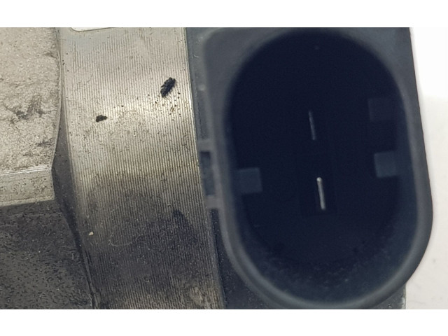 Vstřikovací lišta 7800124, 13537805423   BMW 5 F10 F11    N57D30A 