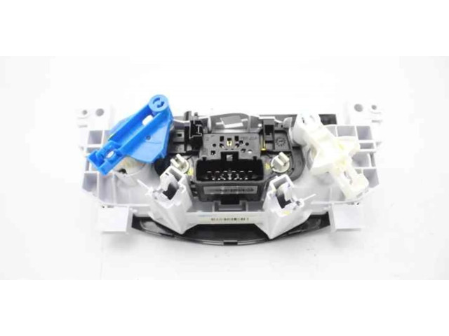 Блок управления климат-контролем Dacia Duster