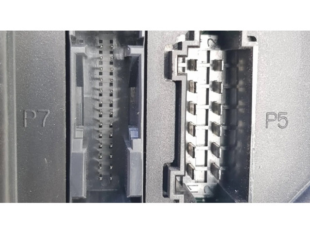 Блок предохранителей 7M0962258A, S108145200C Ford Galaxy