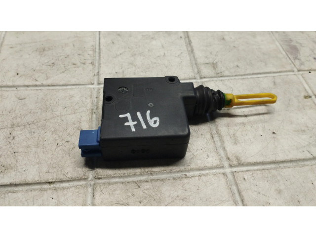 Двигатель центрально замка