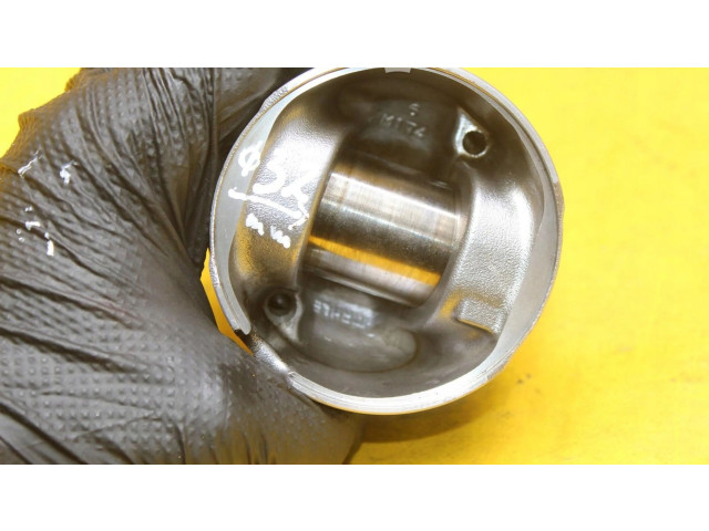 Поршень 4N13 Mitsubishi ASX