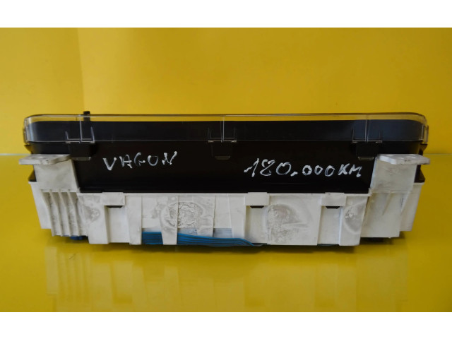 Панель приборов MR489727 Mitsubishi Space Wagon