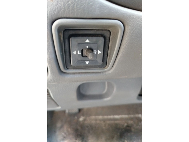 Зеркало электрическое Mitsubishi Colt 1992 - 1996 года