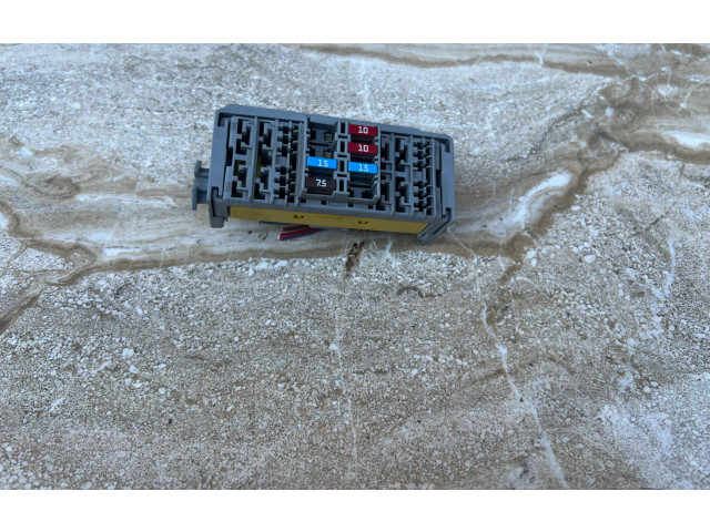 Блок предохранителей 51826019 Maserati Levante