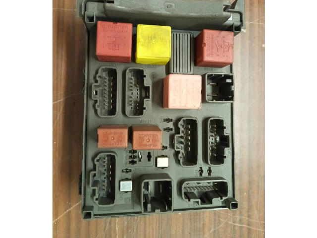 Pojistková skříňka 518837117, 8200447438 Renault Espace IV 2002