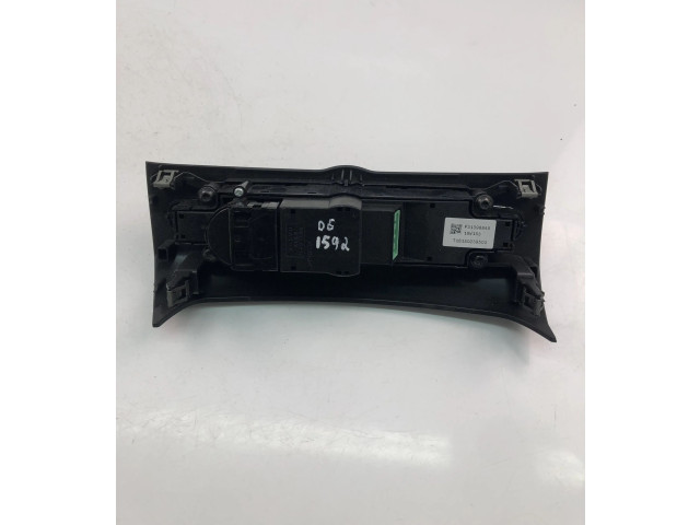 Блок управления климат-контролем P31398845, DE1592   Volvo S90, V90