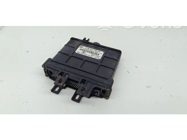 Блок управления коробкой передач 01M927733JF Volkswagen Golf IV
