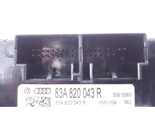 Блок управления климат-контролем 83A820043R, E2-A1-33-3   Audi A1