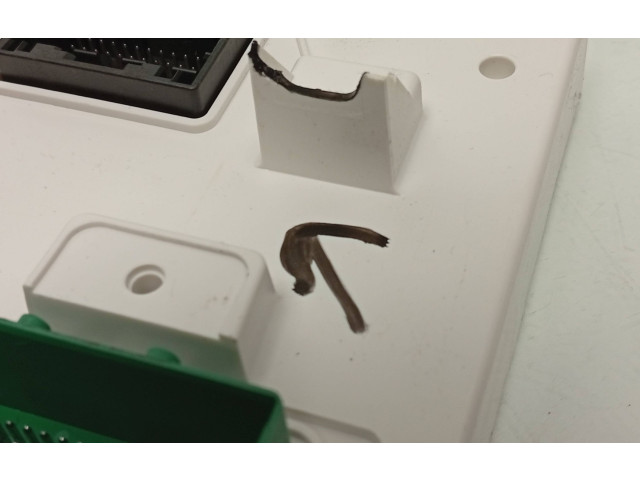 Блок управления 32400409 Polestar 2