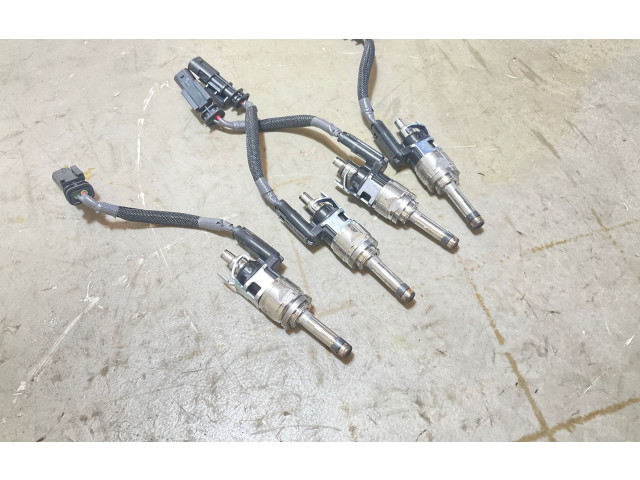 Форсунка 31432774 Volvo XC40 для бензинового двигателя 2