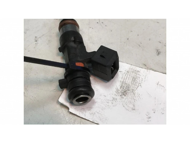 Vstřikovač    Alfa Romeo Giulietta  pro naftový motor   