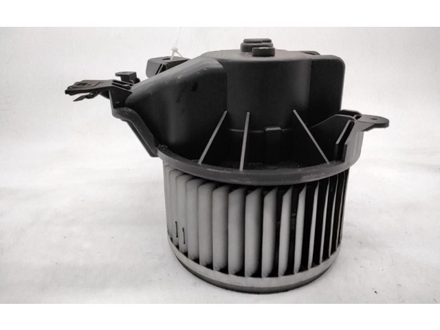 Вентилятор печки 77364951, 199A3000 Fiat Grande Punto