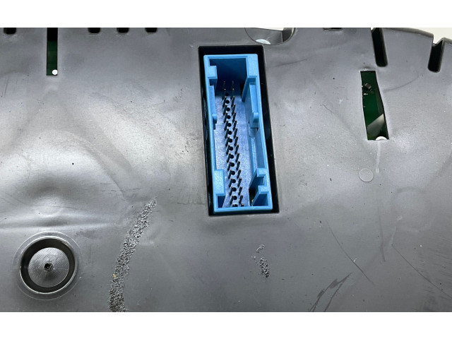 Панель приборов 8X0920980D Audi A1