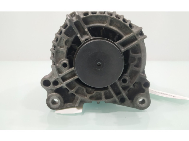 Генератор 028903031   Volkswagen PASSAT B5.5      