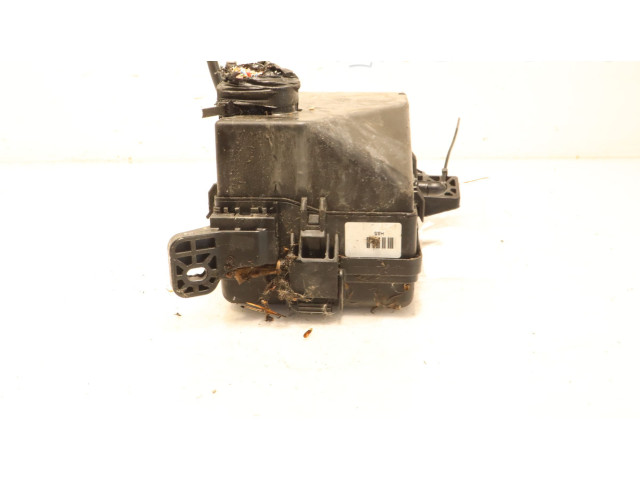 Блок предохранителей     KIA Rio    