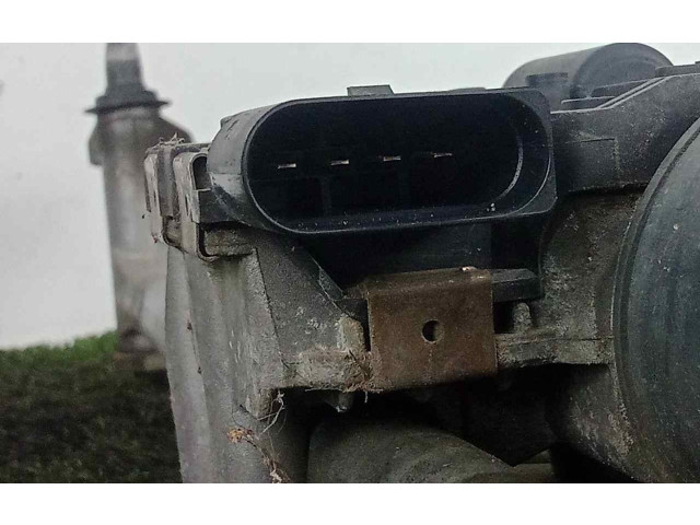 Моторчик дворников     Volkswagen Golf SportWagen