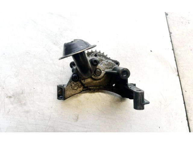 Масляный насос   038115105b, 670815-857  Volkswagen Jetta V 