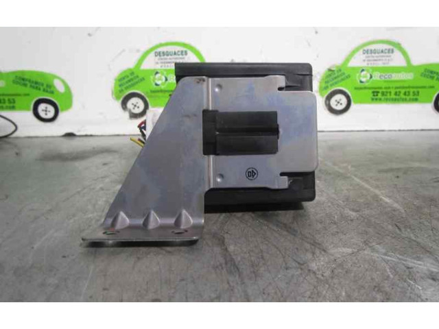 Блок управления MB886521, X4T63372M   Mitsubishi Montero