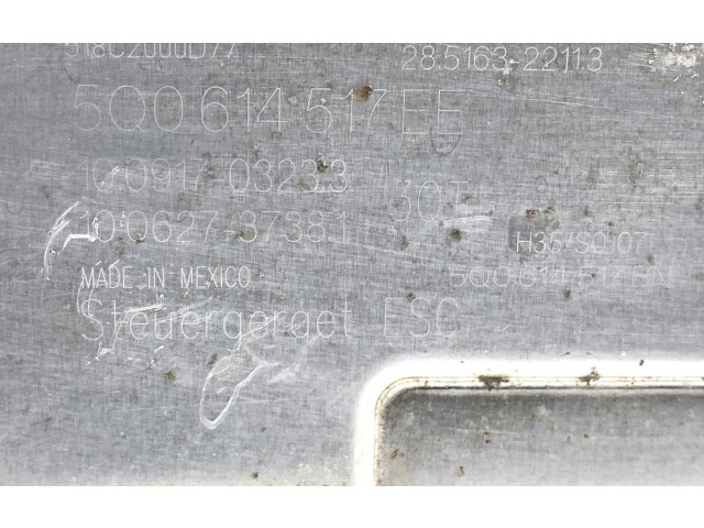 АБС Steuergerät 5Q0614517EE   Skoda  Karoq  2017 -  года