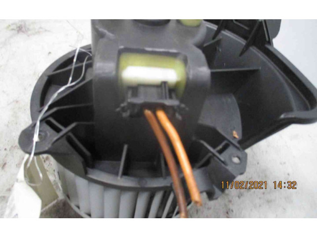 Вентилятор печки 77364956, 22001991 Fiat Grande Punto