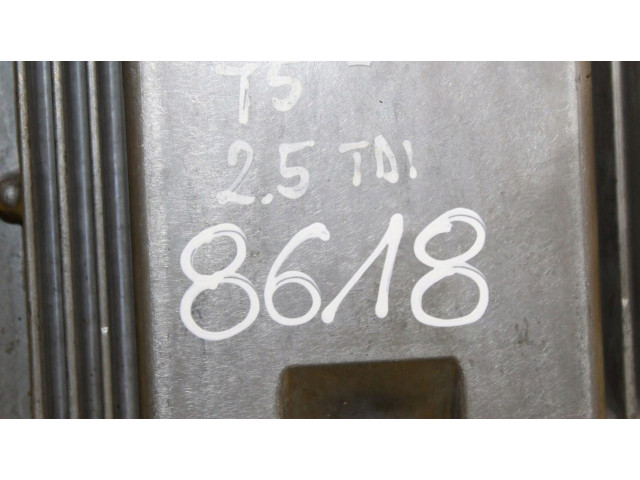 Řídící jednotka Volkswagen Multivan T5 2009