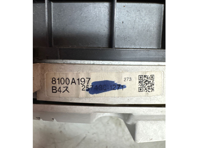 Панель приборов 2574301271 Mitsubishi Grandis