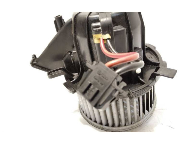 Вентилятор печки    8K2820021C   Audi A5 8T 8F
