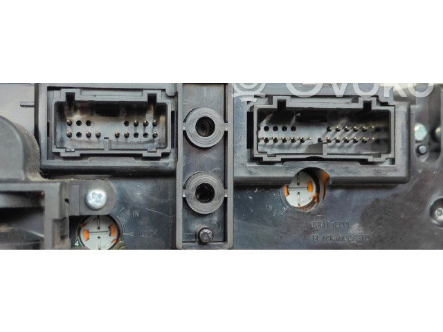 Блок управления климат-контролем    Volvo XC90